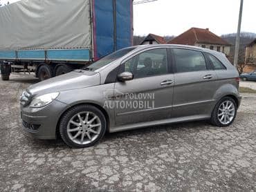 Mercedes Benz B Klasa -  kompletan auto u delovima