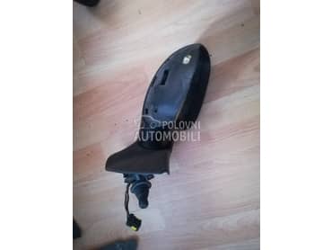 desni retrovizor za Peugeot 206