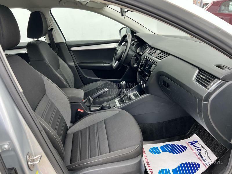 Škoda Octavia 120 000 k m