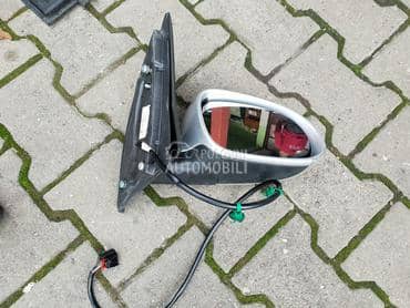 Desni retrovizor za Volkswagen Golf 5
