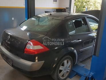 branik za Renault Megane od 2003. do 2012. god.