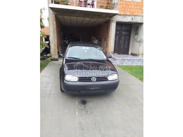 Volkswagen Golf 4 -  kompletan auto u delovima
