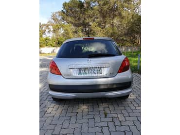 branik za Peugeot 207 od 2006. do 2012. god.