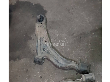 rame desno  n13/b12 za Nissan Sunny