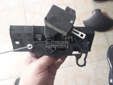 brava gepek vrata za Peugeot 206 od 1998. do 2006. god.