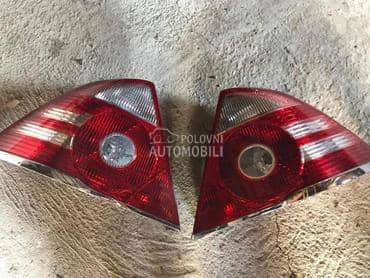 zadnja svetla za Ford Mondeo za 2006. god.