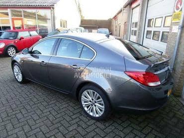Delovi za Opel Insignia 2009. god.