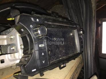 navigacija za Toyota Yaris