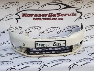 branik za Škoda Rapid