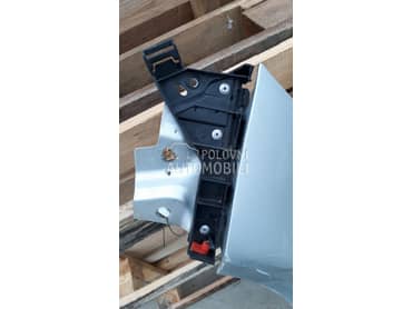 klizaci prednjeg branika za Opel Insignia od 2009. do 2012. god.