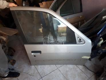 vrata prednja desna za Peugeot 306 od 1992. do 1997. god.