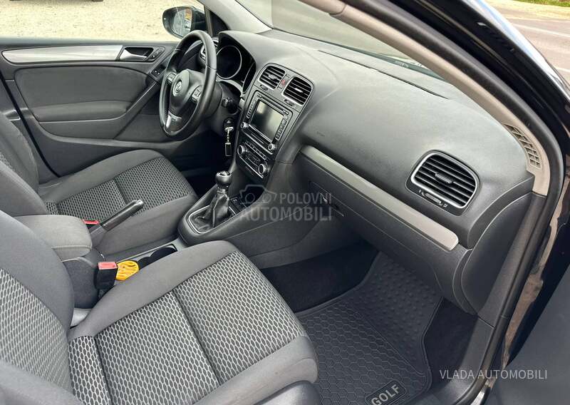 Volkswagen Golf 6 2.0 TDI BAS DOBAR
