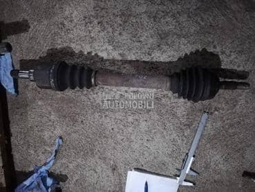 poluosovina leva za Peugeot 206