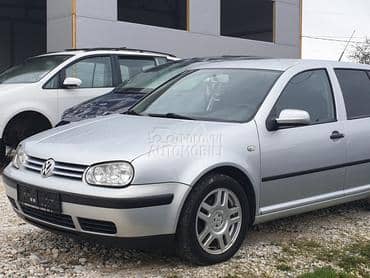 Volkswagen Golf 4 2001. god. -  kompletan auto u delovima