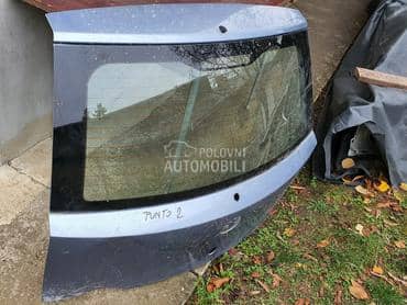 gepek vrata za Fiat Punto