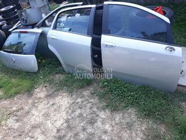 Fiat Grande Punto -  kompletan auto u delovima
