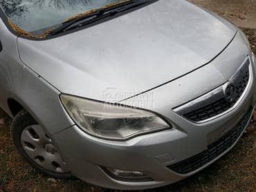 Komple auto u delovima za Opel Astra J od 2009. do 2014. god.