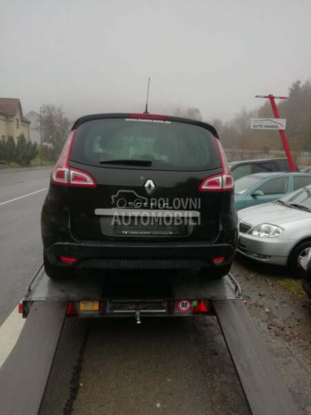 Renault Scenic 2010. god. - kompletan auto u delovima