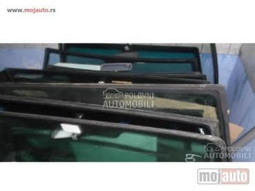 staklo prednjih desnih vrata za Peugeot 307