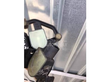 Senzor nivelacije xenon svetla za Audi A6 od 2004. do 2008. god.