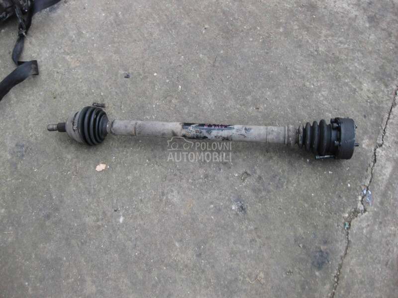 Poluosovina 1.9 tdi 66 kw