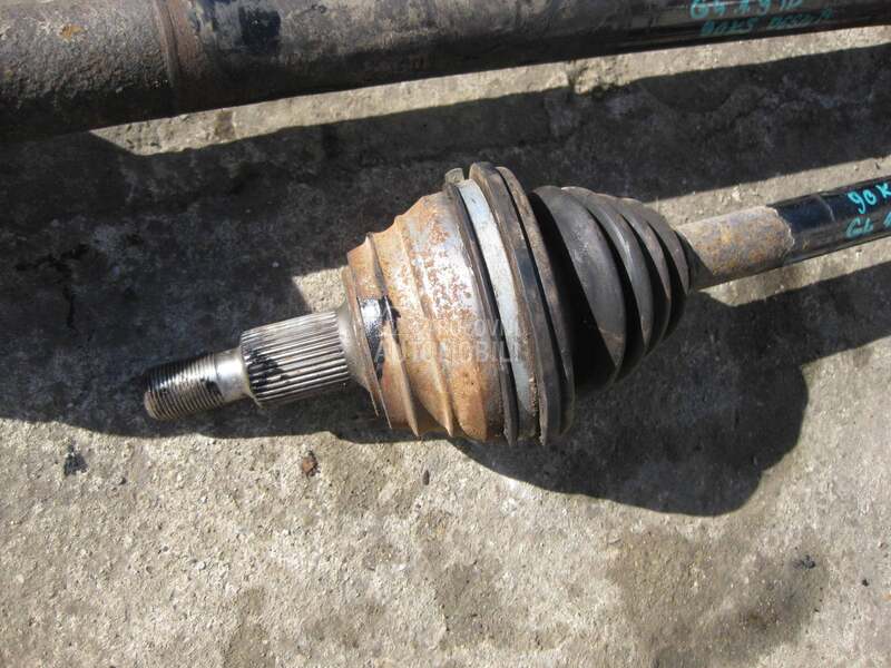 Poluosovina 1.9 tdi 66 kw