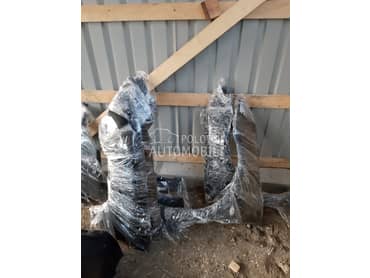 Krila za Pežo za Peugeot 307