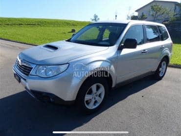 motor,enterijer,volan za Subaru Forester