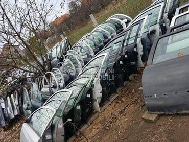 Prednja vrata za Opel Agila, Astra G, Astra H ... od 2001. do 2014. god.