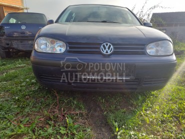 kompletan auto u delovima za Volkswagen Golf 4