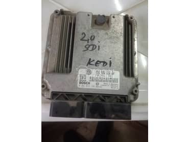 kompjuter motora 2,0  sdi za Volkswagen Caddy od 2004. do 2008. god.