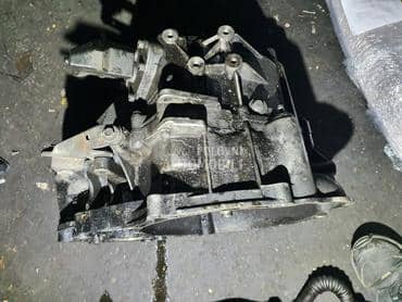 Menjac sa 2x4 i 4x4 za Chevrolet Captiva od 2006. do 2011. god.