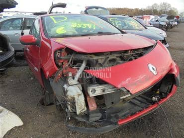 Renault Clio - kompletan auto u delovima