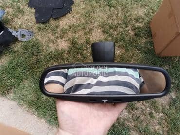 Unutrasnji retrovizor za Citroen C5 od 2008. do 2019. god.