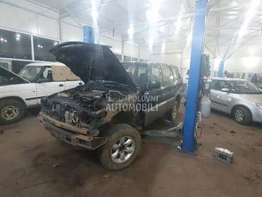 Skoljka za Nissan Terrano