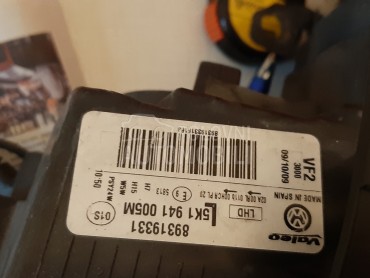 far za Volkswagen Golf 6