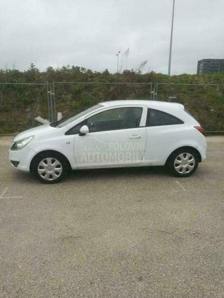 Opel Corsa 2007. god. -  kompletan auto u delovima