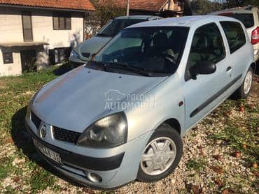 Renault Clio 2003. god. -  kompletan auto u delovima