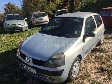 branik za Renault Clio od 2001. do 2006. god.