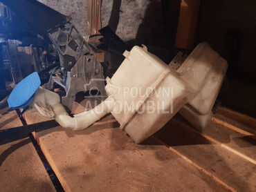 Posuda za vodu za prskalice za Volkswagen Touran od 2003. do 2006. god.