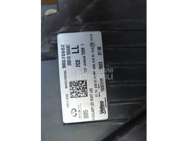 Far za Infiniti Q30 od 2015. do 2018. god.