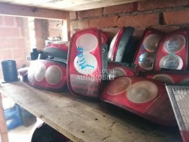 STOP SVETLA MICRA K12 za Nissan Micra od 2002. do 2010. god.