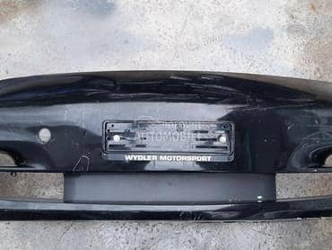 Branik 996 za Porsche 911 od 2002. do 2006. god.