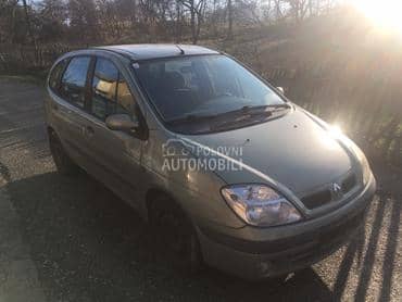 branik za Renault Scenic od 2000. do 2003. god.