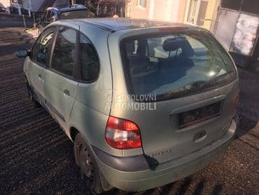 stop svetlo za Renault Scenic od 2000. do 2003. god.