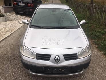 Renault Megane 2006. god. -  kompletan auto u delovima