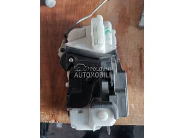 Centralne brave za Citroen C5 od 2001. do 2008. god.