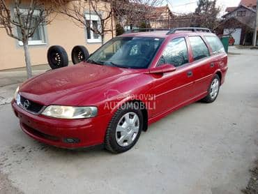 Opel Vectra B -  kompletan auto u delovima
