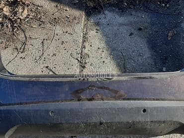 Branik zadnji za Hyundai ix35 od 2010. do 2018. god.