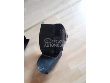 podkrilo za Peugeot 306